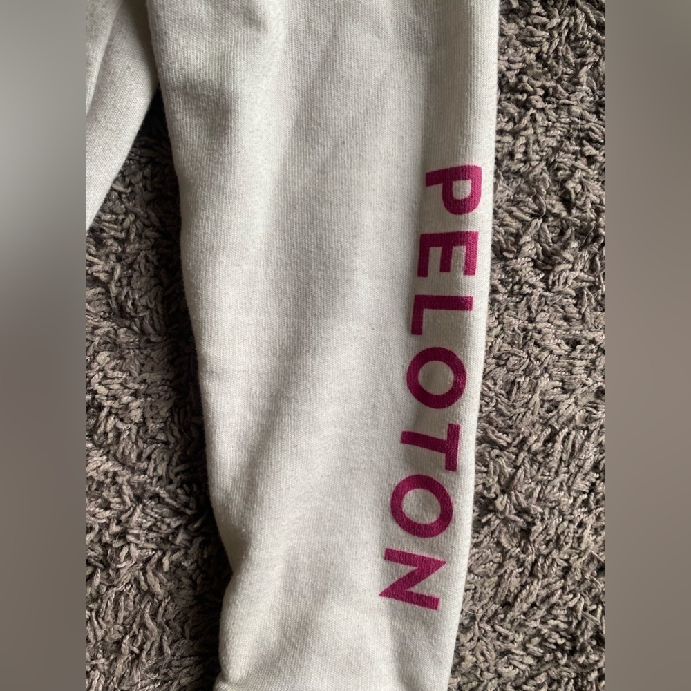 Peloton Incline Zip pullover - Picture 3 of 4